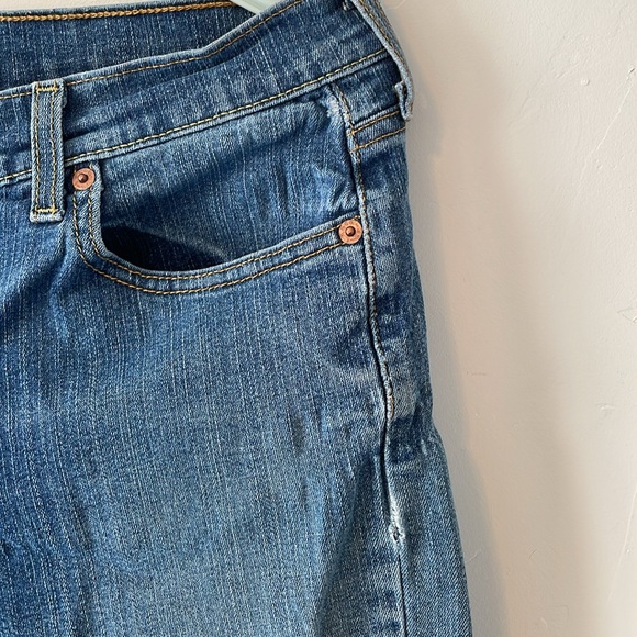 Levi jeans, 10 long, worn with holes - Picture 5 of 8